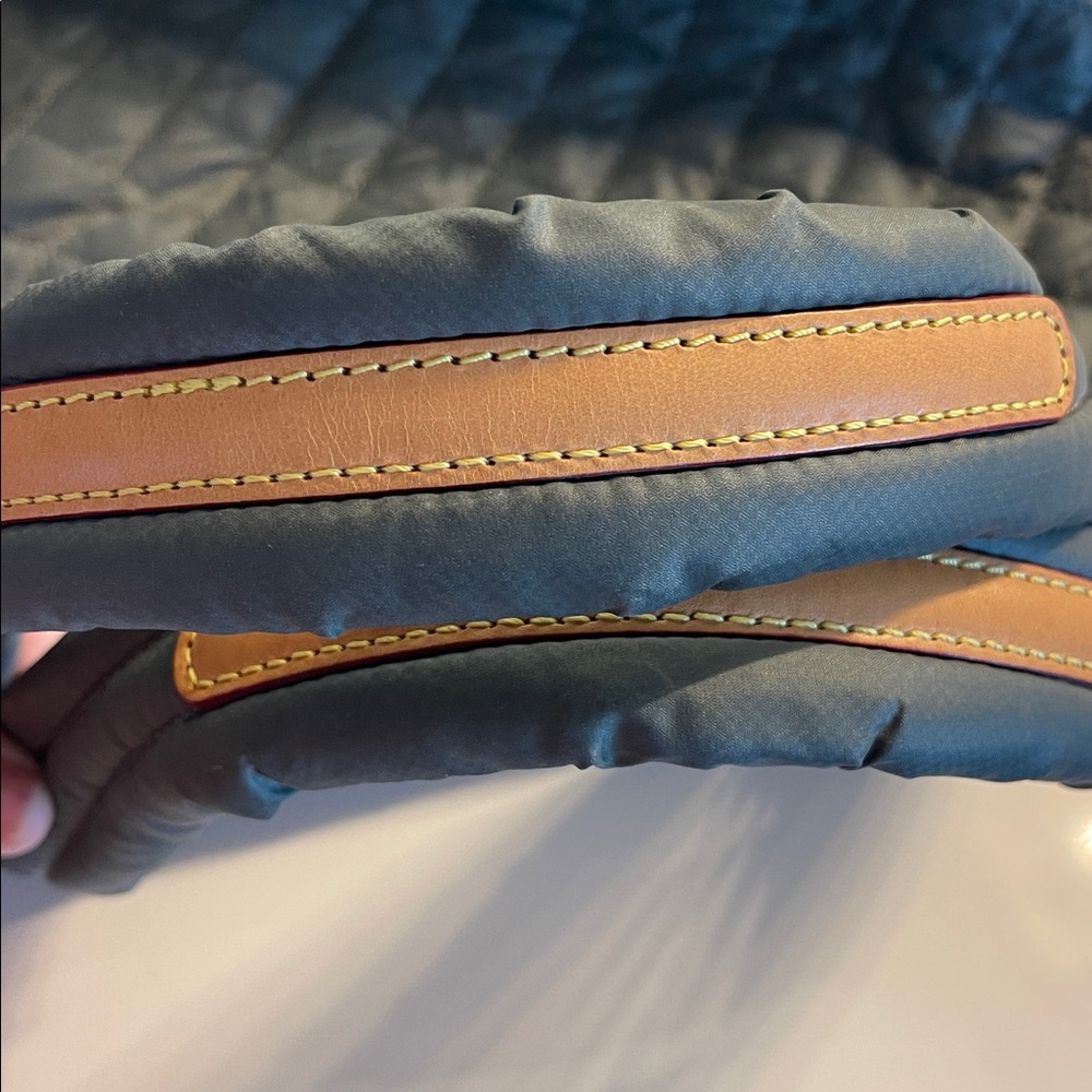 MZ Wallace Olive Quilted Tote. Small Metro Tote. Olive green - Picture 5 of 5